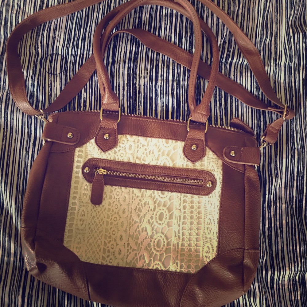 Brown purse with cream lace detail